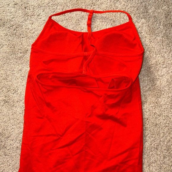 Fabletics workout Tanktop - Picture 2 of 3